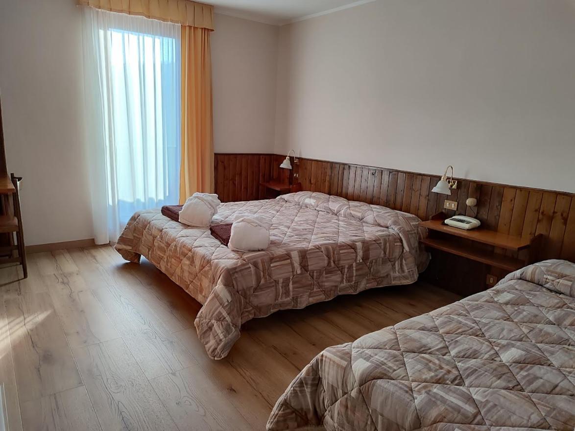 פולגריה Albergo Villa Cristina מראה חיצוני תמונה